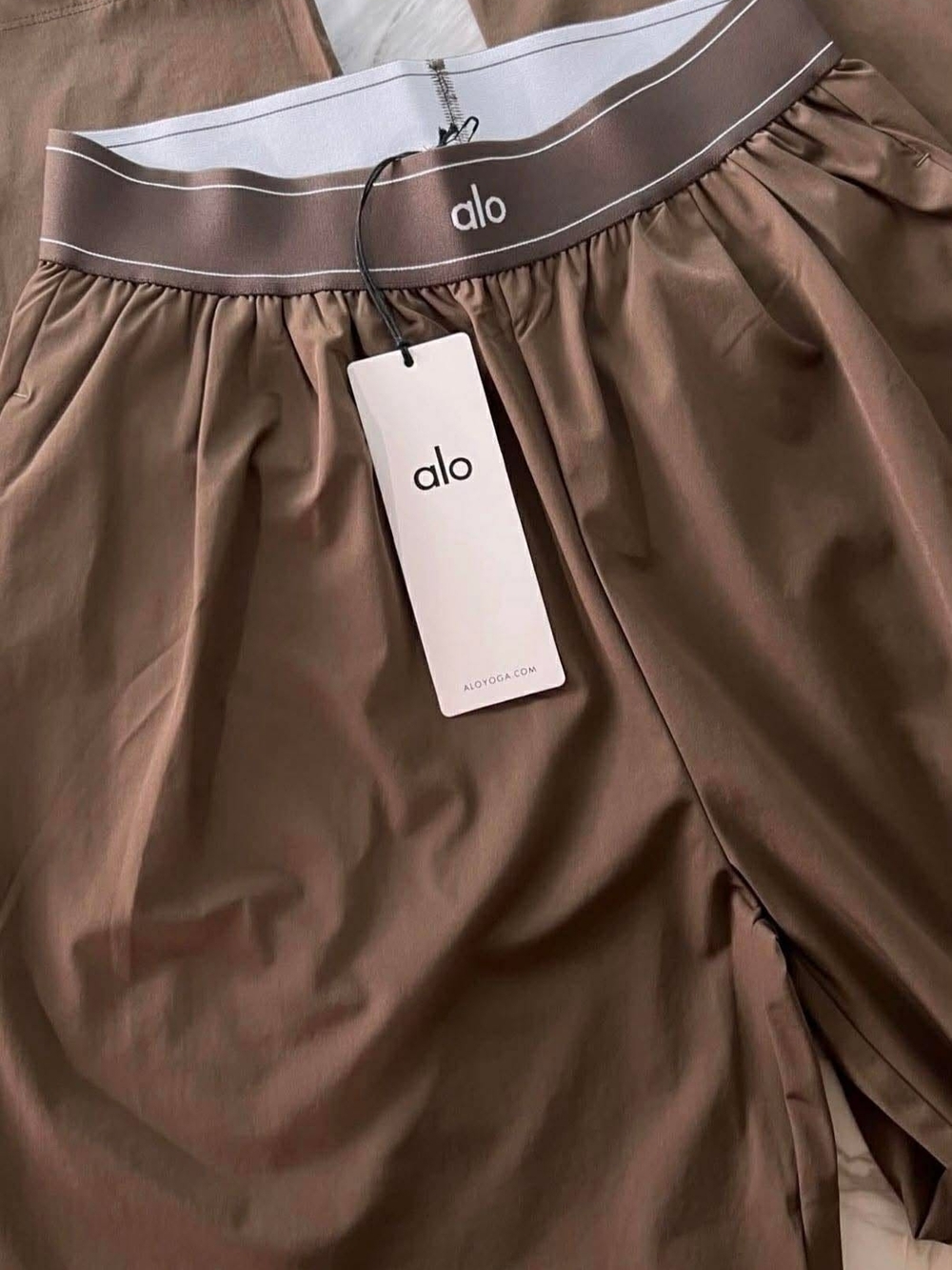 ALO Yoga Brown Elastic Waist Trousers